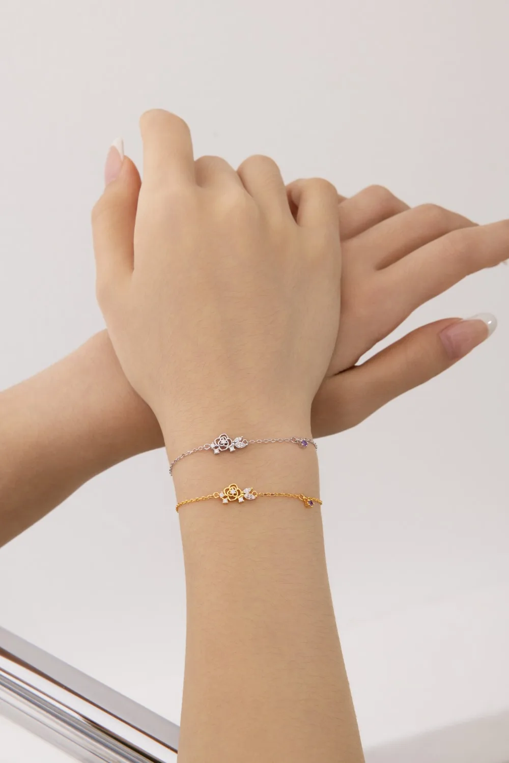 KAKODIY exquisite design exquisite rhodium 18K gold electronically coated electroplated chain link 5A zirconia flower pendant bracelet high jewelry detail 3