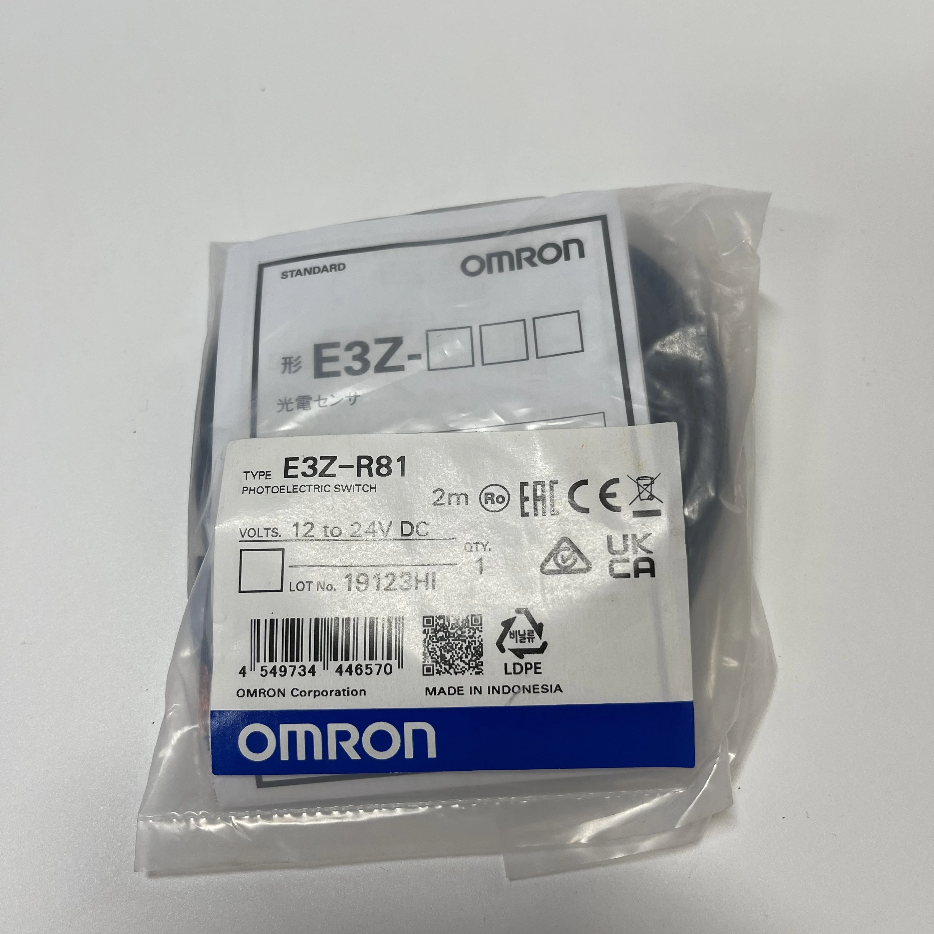 Omron Photoelectric Switch E3Z-R81