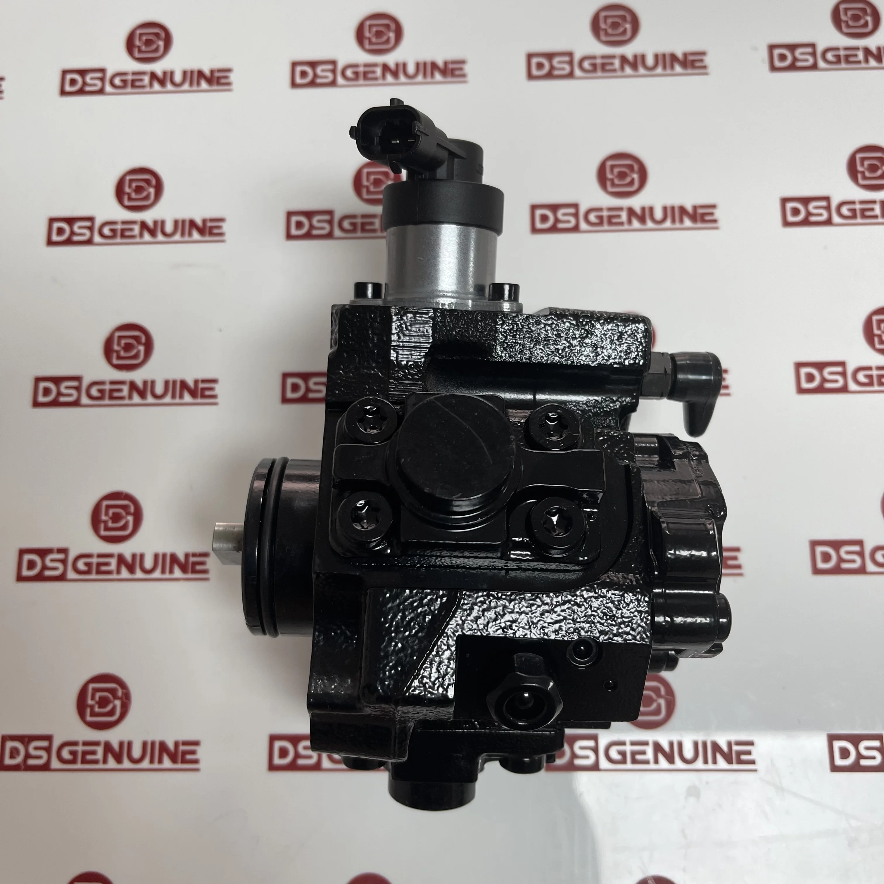 Genuine Diesel Engine Zd30 Fuel Injection Pump 0445010136 16700vz20e