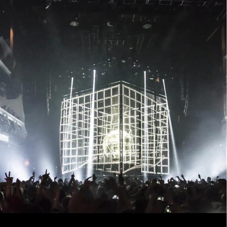 360 Degree 3D Holographic Projector Screen Hologram Mesh Screen for Big Show