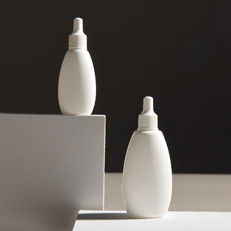 Small Volume Essence Plastic Bottle 20ml Hdpe Soft Touch Plastic Bottles