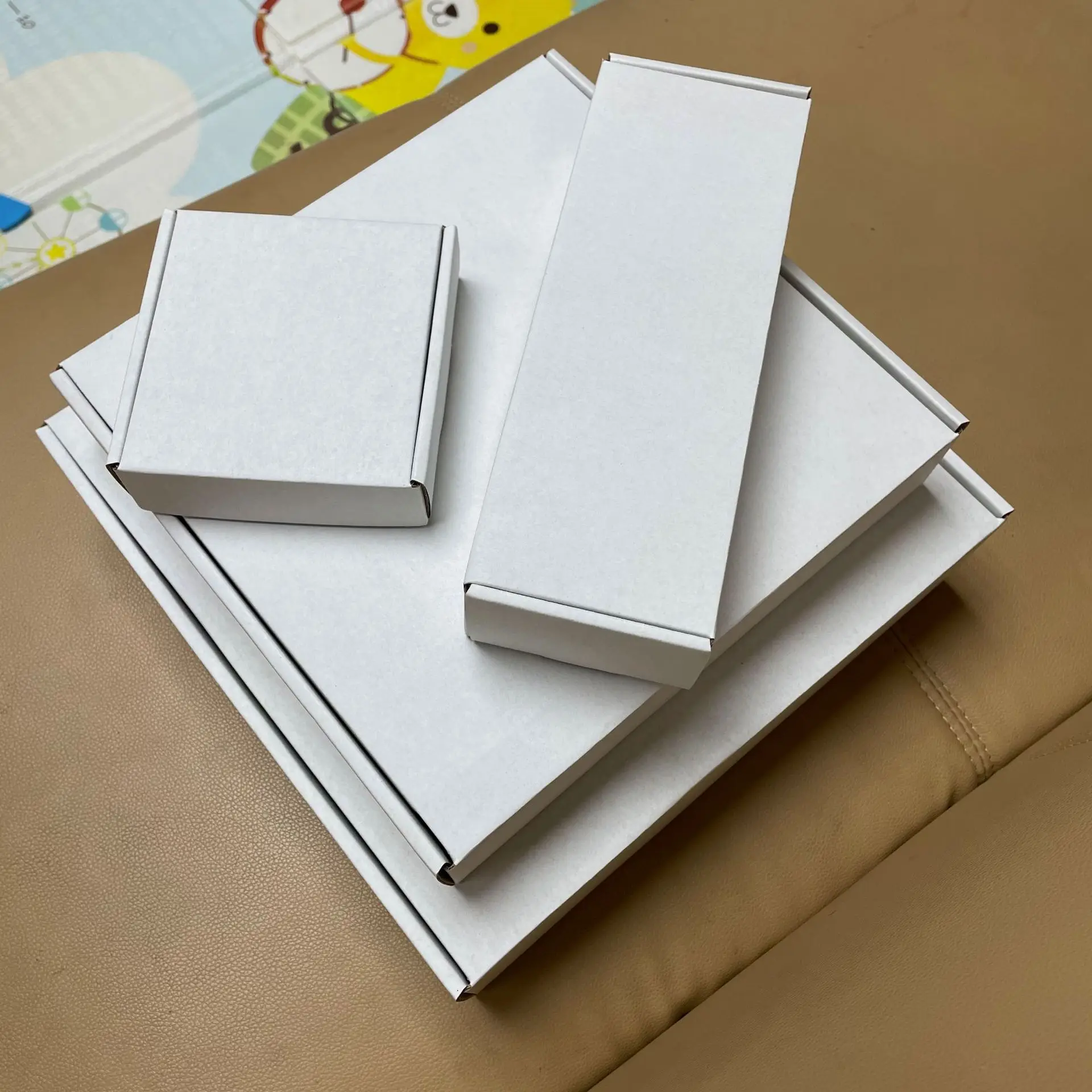 Airplane Packing Box with Logo Custom Packaging Gift Folding Case Cardboard Clothing Mailer Shipping Box for Clothes and Shoes