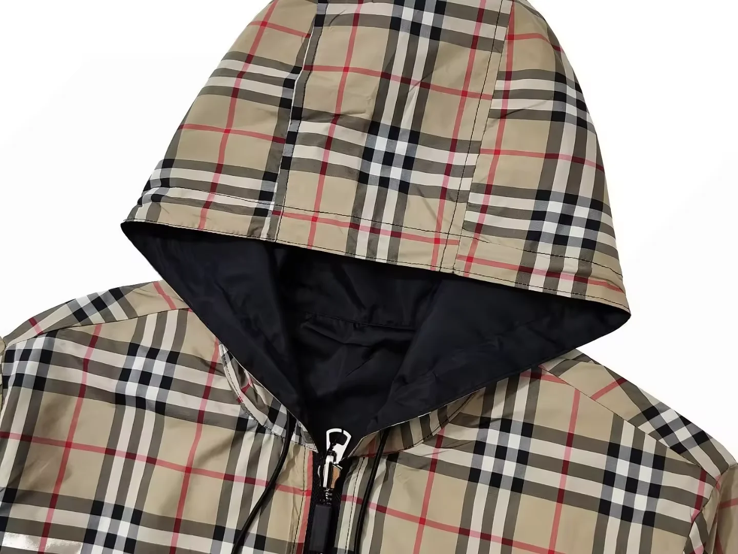 2025New Fashion Windproof and Waterproof Vintage Checkered Bur Lightweight berry Reversible Hooded Jacket for Men Outdoor Jacket - Image 5