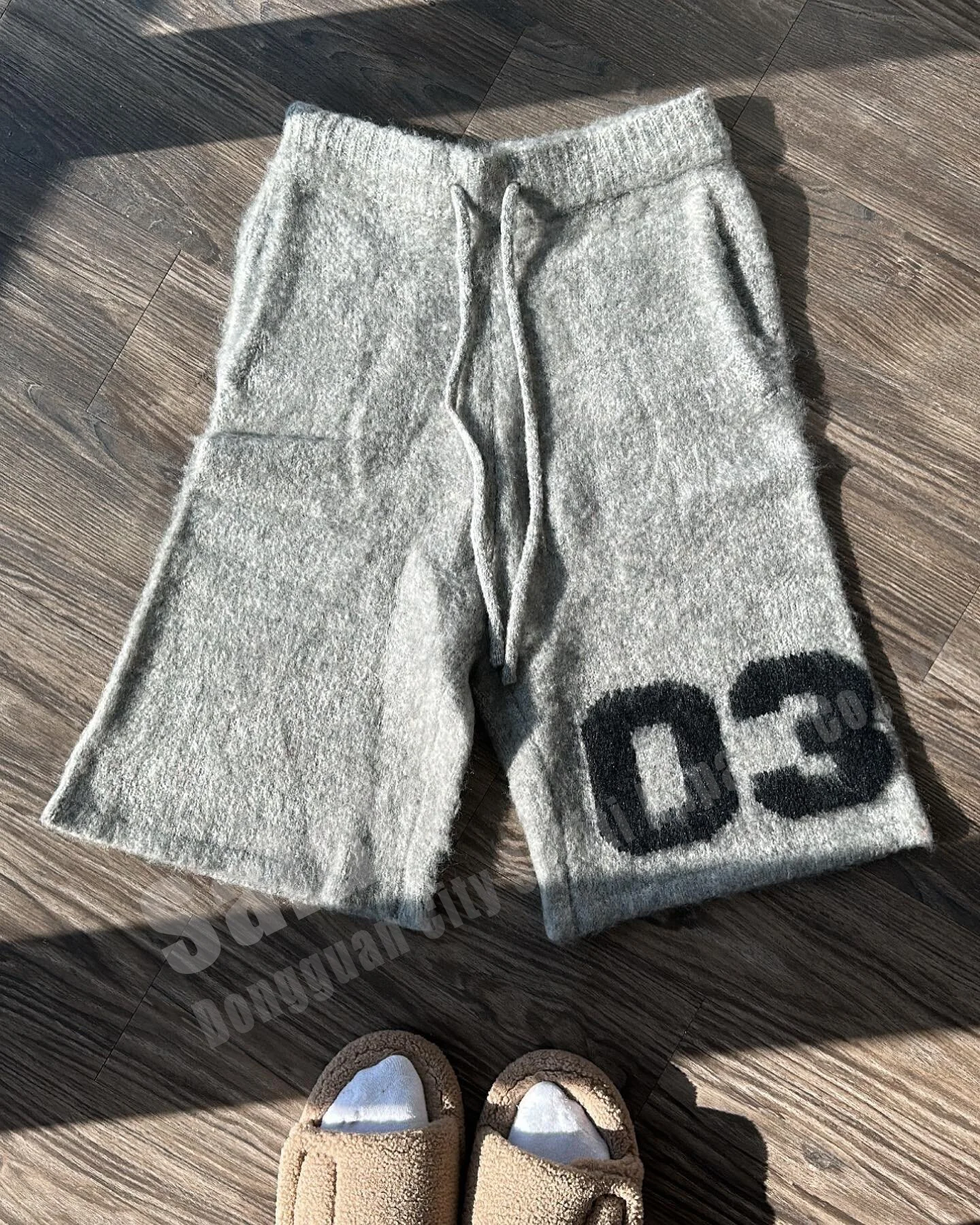 Custom Print Logo Wide Leg Sweat Short Drawstring Baggy Streetwear Bermuda Wool Fluffy Fuzzy Knitted Knitwear Mohair Shorts Men gallery 2