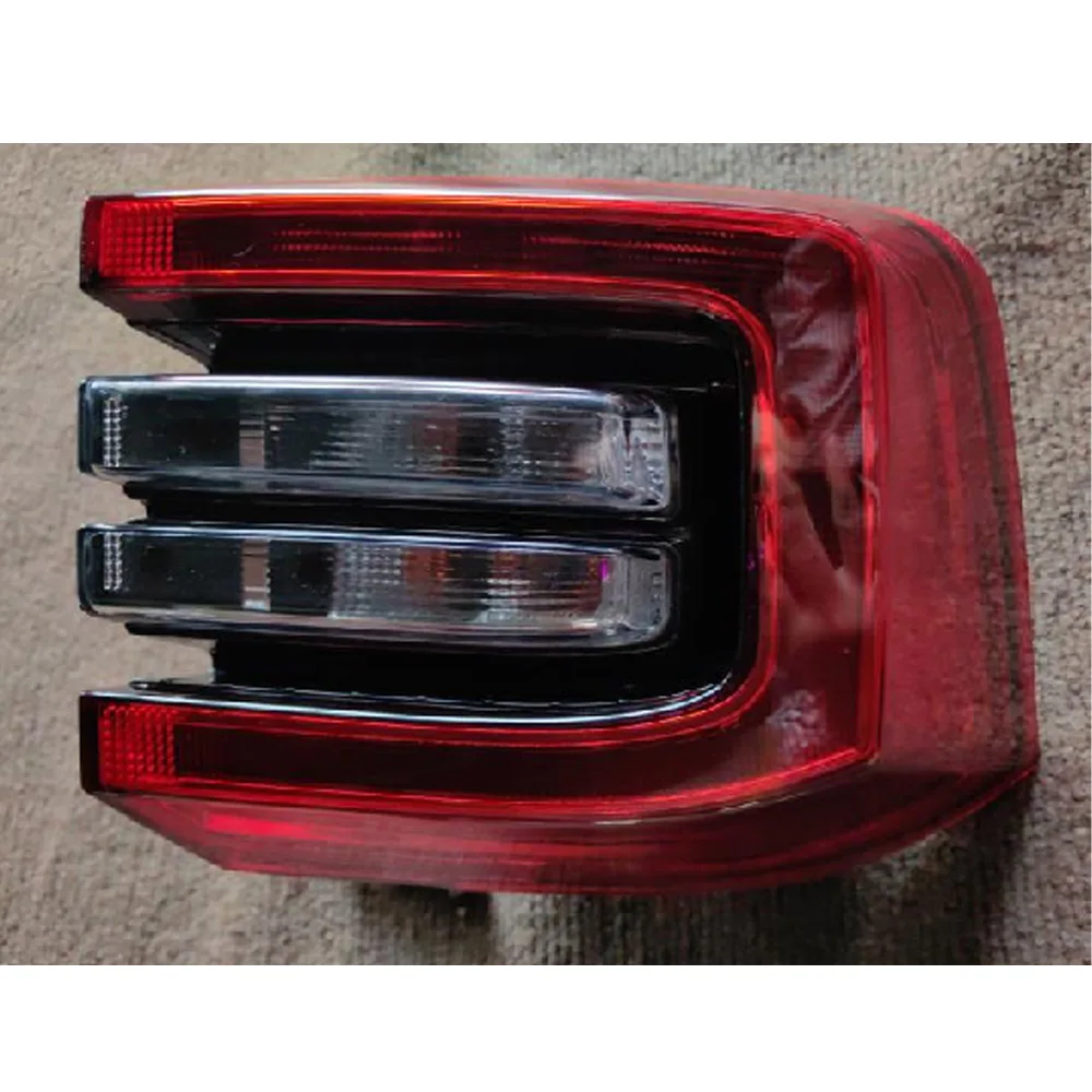 product wholesale factory supply tail lamp outer  oem j68 4433010 l j68 4433010 l j68 4433020 r  car tail light for tiggo 5x-6