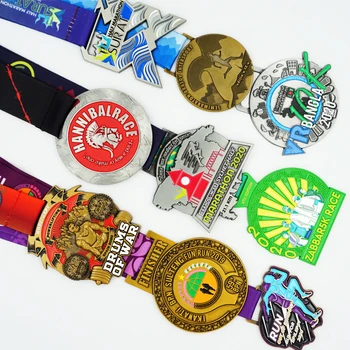 China Manufacturer 3d Designs Award Medals Custom Sports Marathon Running Medal With Ribbon