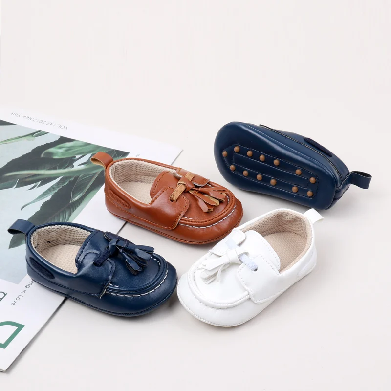 High Quality Anti-Slip Dot TPR Outsole Slip-On Dress Shoes for Boys Flat and Breathable for Spring and Autumn Seasons
