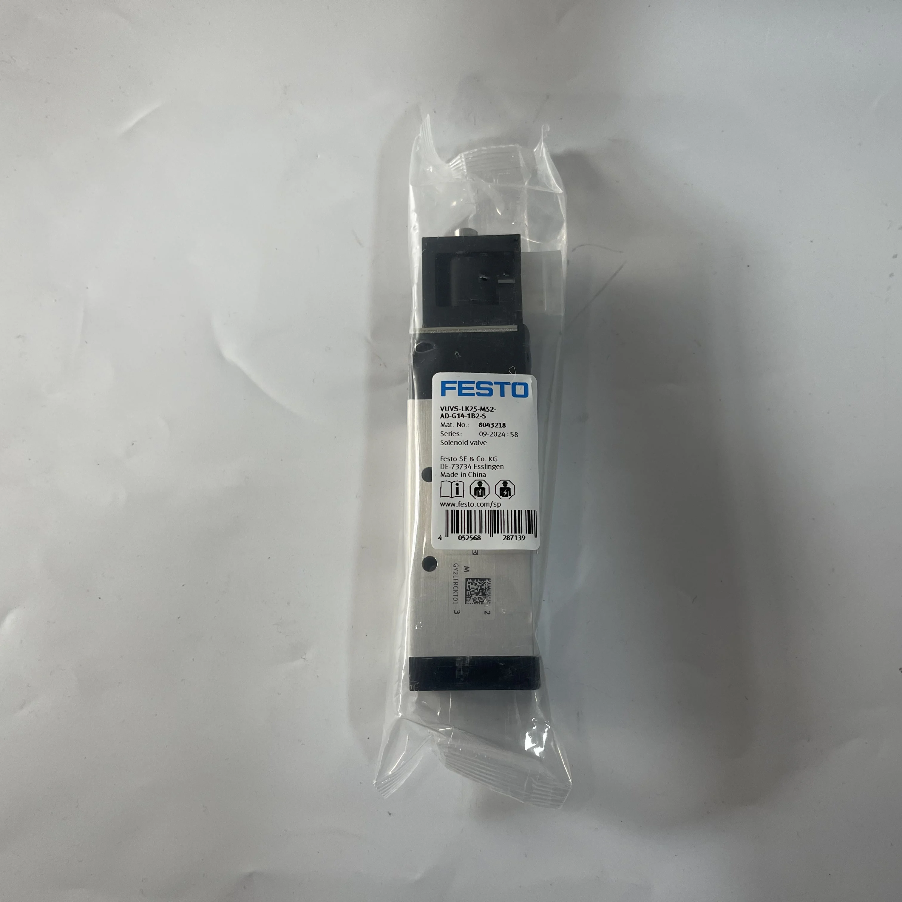 FESTO Solenoid Valve VUVS-LK25-M52-AD-G14-1B2-S