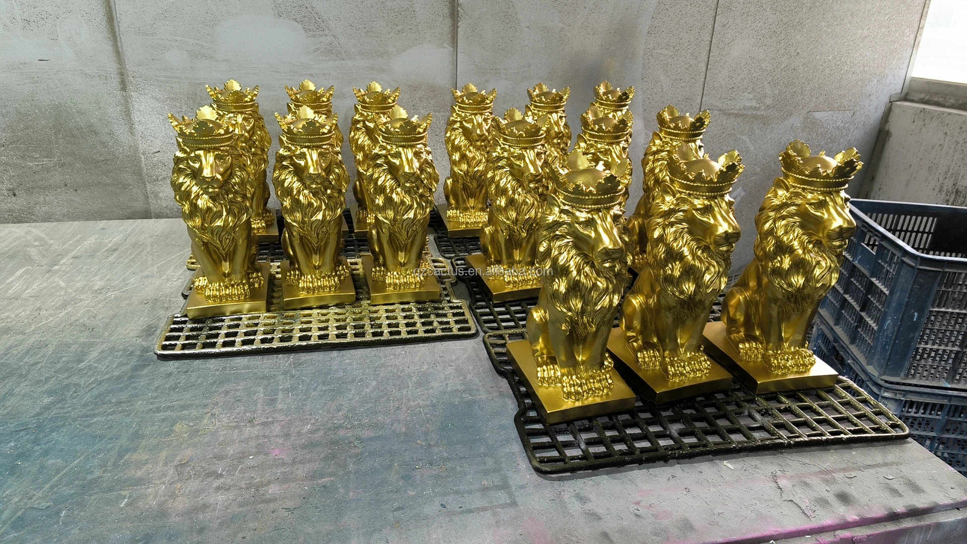 Gold Resin Monkey Tree Statue for Home Living Room Office Decor Feng Shui Lucky Fortune Tree Figurine New Year Sculpture Gift