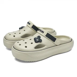 Fashionable and Vibrant Garden, Comfortable Beach Hole Sandals, Outdoor Activities, and Fashionable Beach Shoes