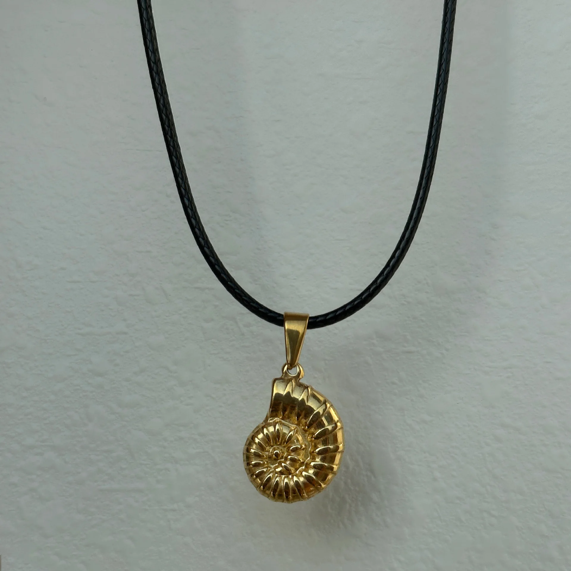 black cord necklace conch shell pendant