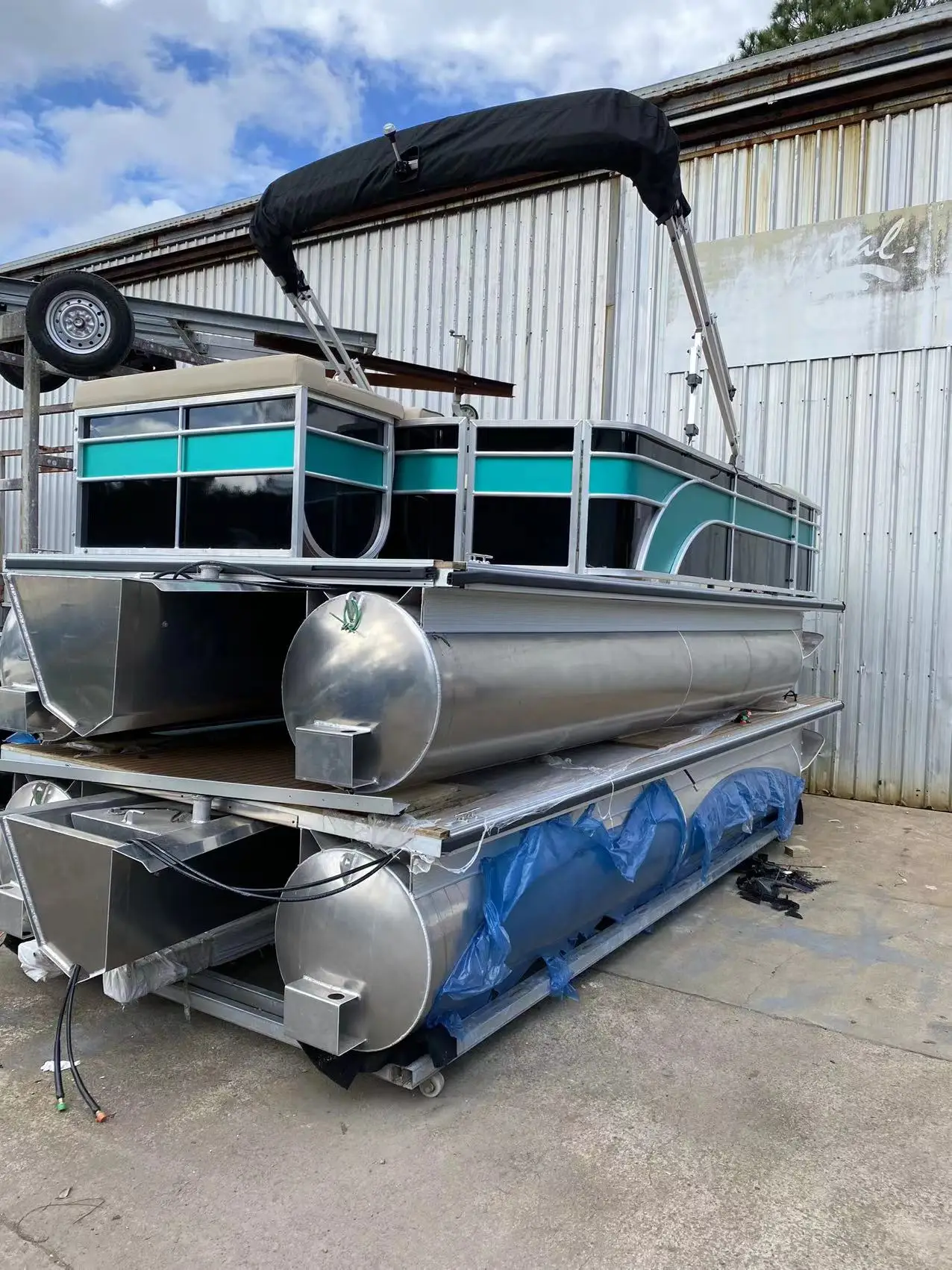 25 Inch Diameter Aluminum Pontoon Tube Logs With Deck Float Tube To