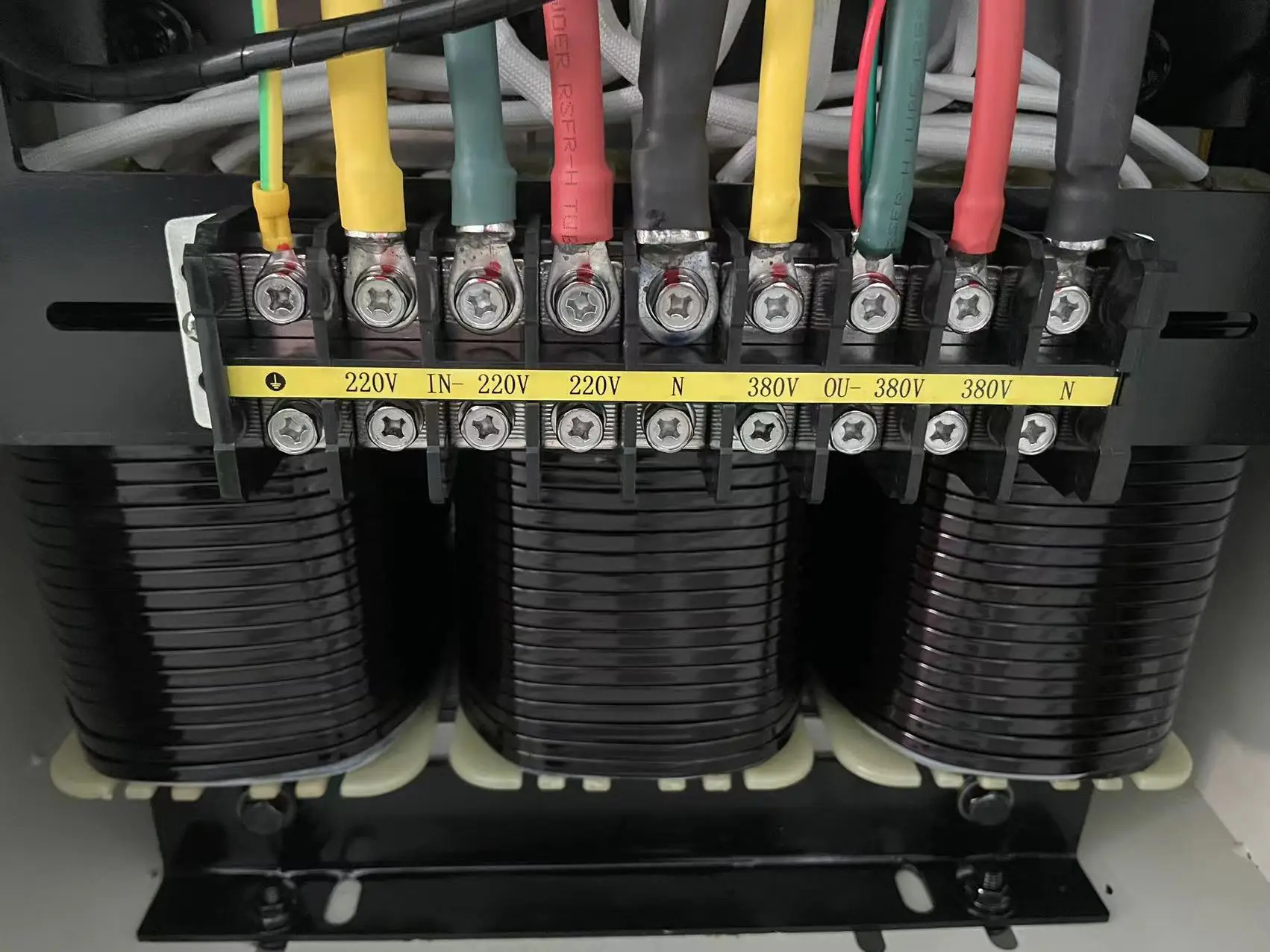3 Phase Auto Isolation Transformer 400v 220v 1kw 2kw 50kw 60kw 80kw 100kw 200kw 300kw 400kw 500kw