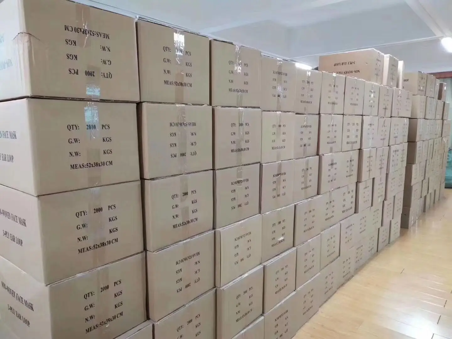 Customized Plush Fabric Toy House With Embroidered Foldout Mat And 6