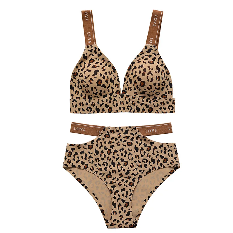 LJ054 plus-size two-piece set side view