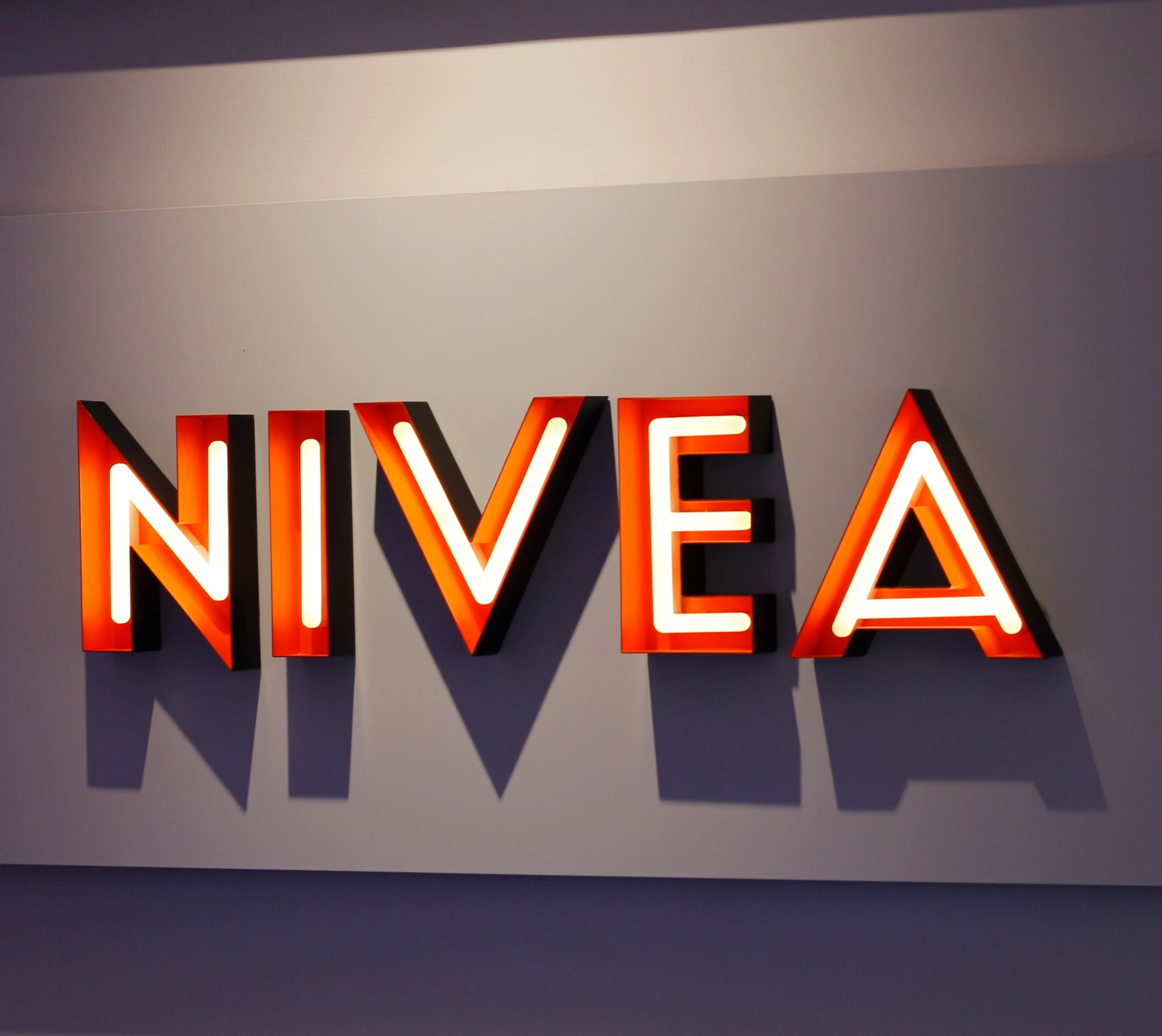 Neon Led Lettering Energy Efficient 3D LED Neon Letters, Vibrant Acrylic Light Sign for ...
