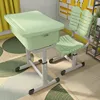 Silla de plástico ABS modelo verde claro.