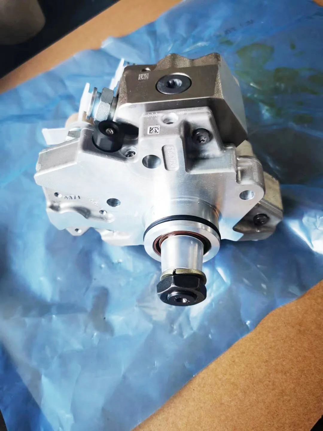 新的原装柴油高压喷油泵0445020265用于iveo genlyon/光标c9