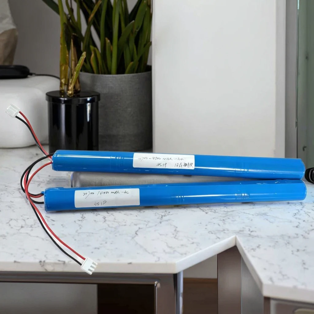 18650-4S1P Li-Ion 4000-5000mAh Rechargeable Battery Pack 14.8V Blue for Robot Vacuums Custom OEM Portable PKNERGY 1 Year H013f9dbf89e24c4bb3483c2e86e7af02U