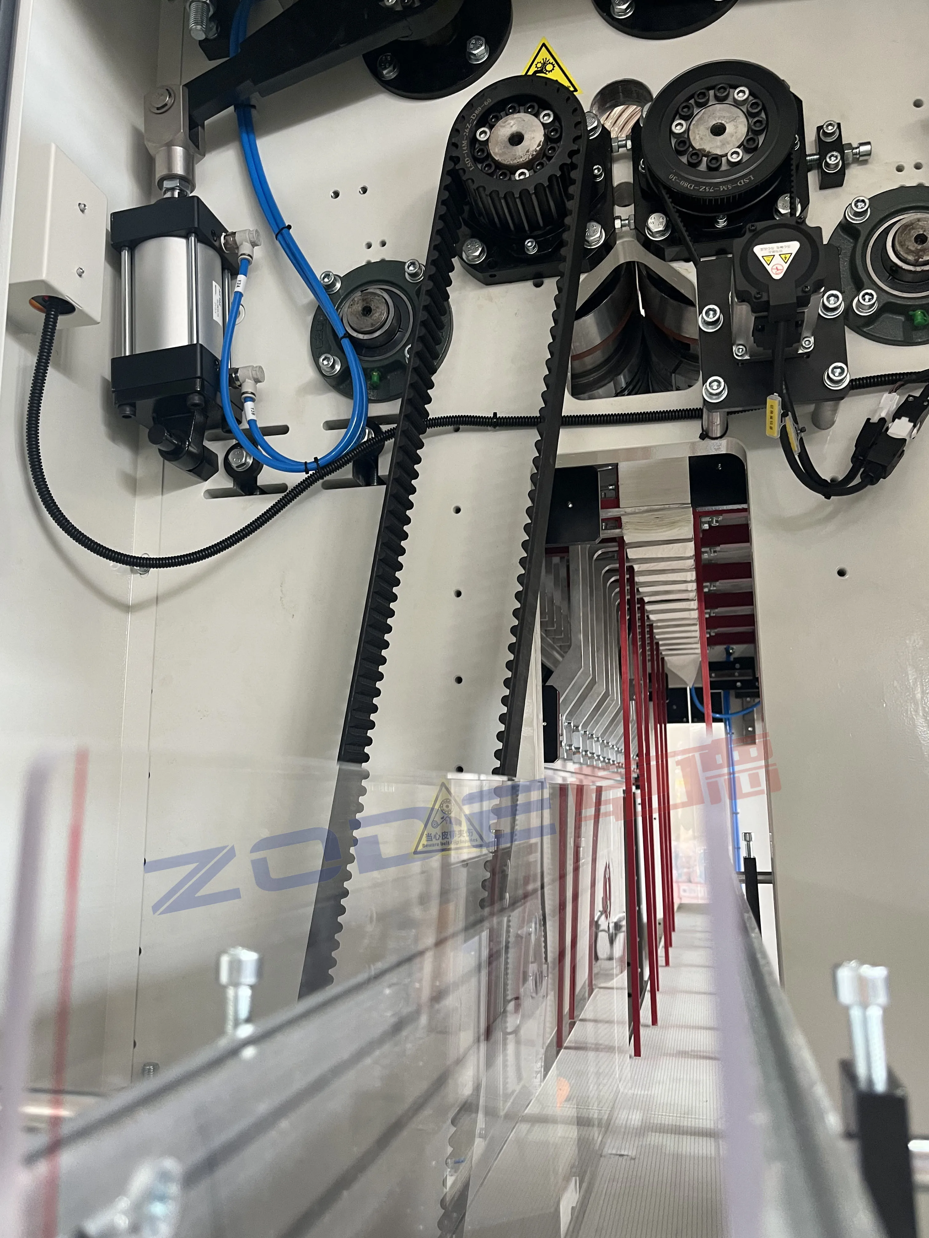 佐德7线软组织面巾纸V折叠面巾纸夹层机面巾机| Alibaba.com