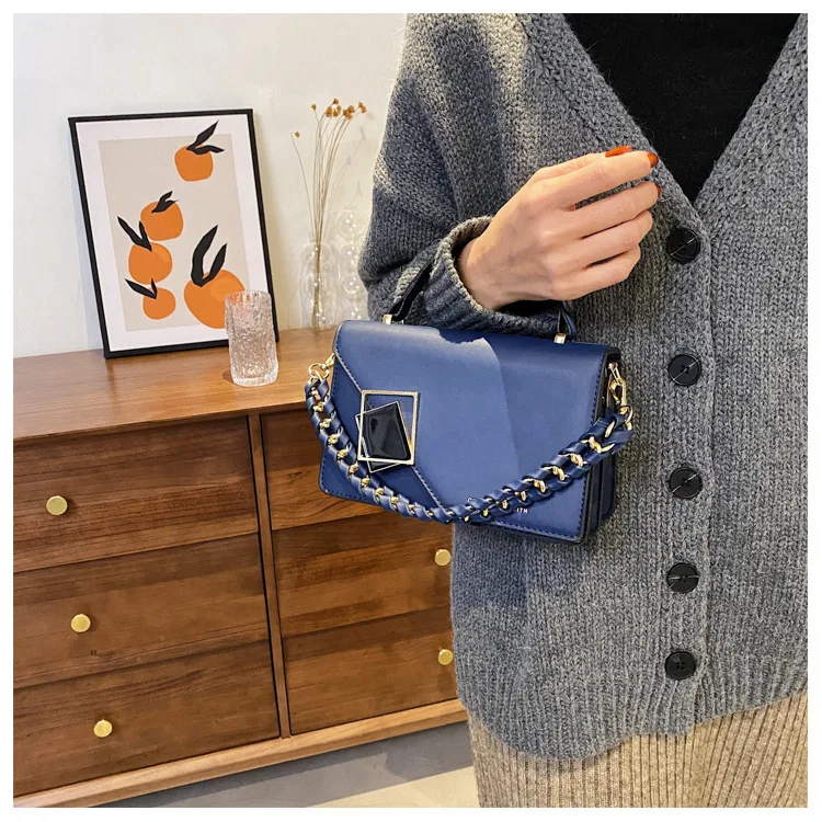 2023 Lock Chain Shoulder Messenger Bags Elegant Female Small Square Bag ...