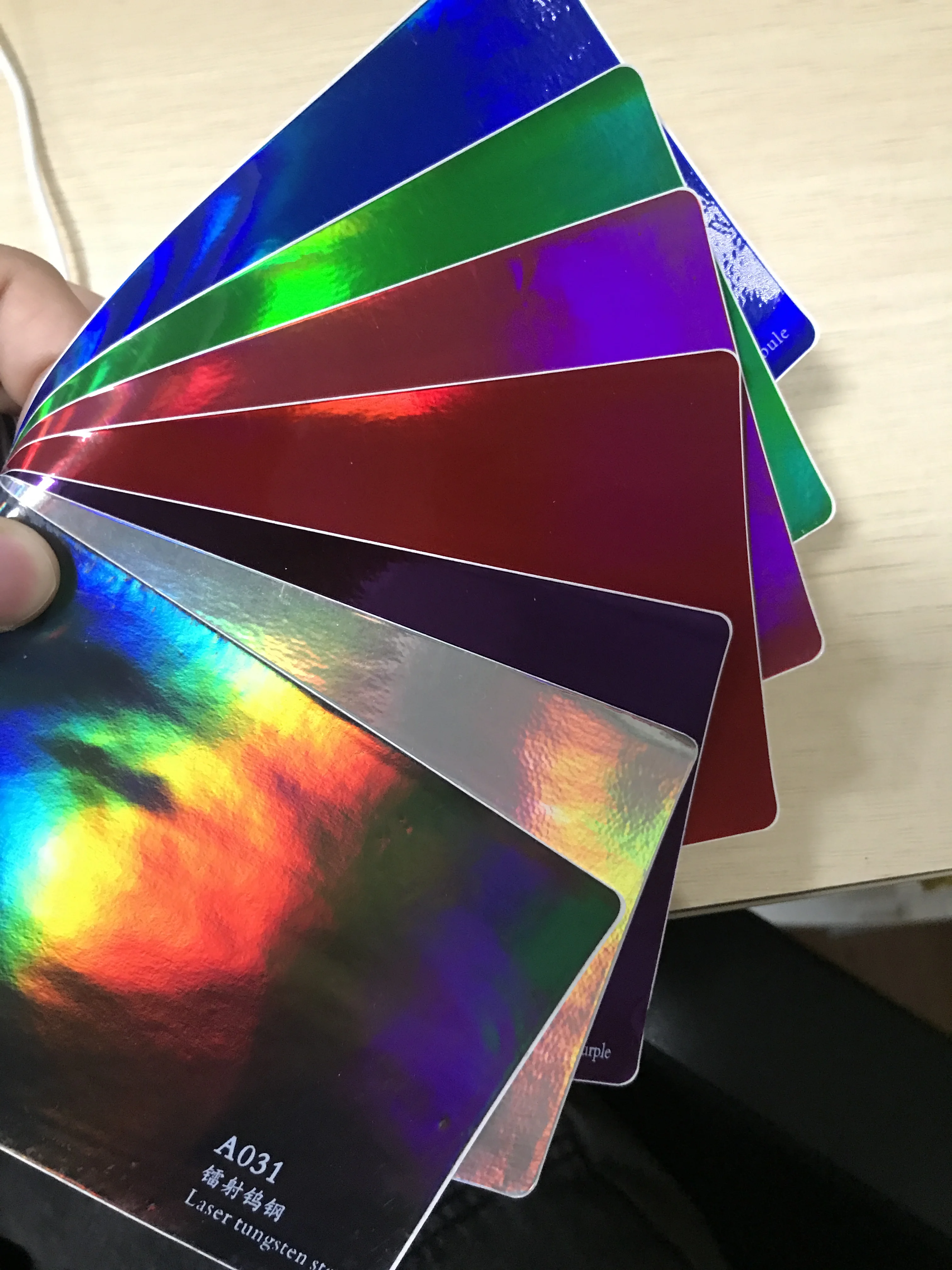 Pellicola Olografica Adesiva Arcobaleno 63cm X 1m | Vinile Glitterato Per Plotter