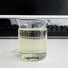 Liquido chiaro e trasparente da giallo chiaro a giallo scuro
