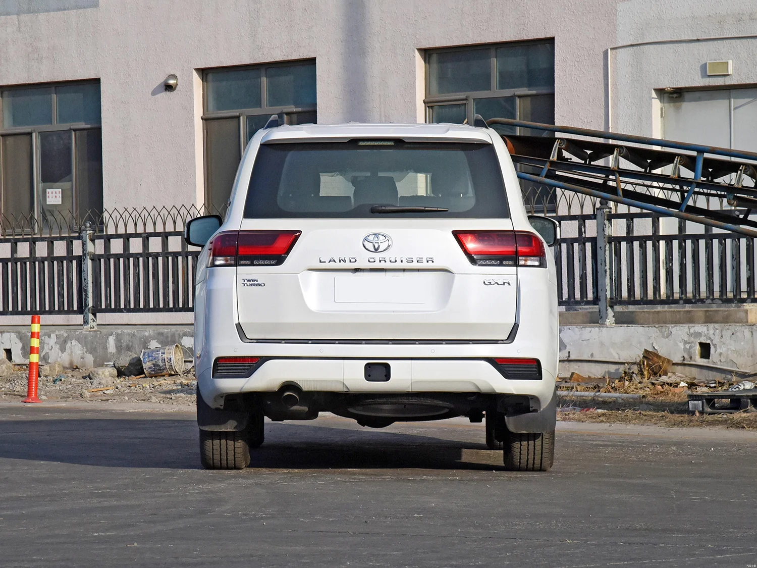 Wholesale Deluxe Toyota Land Cruiser Middle East 4.0l V6 V8 Large Suv ...