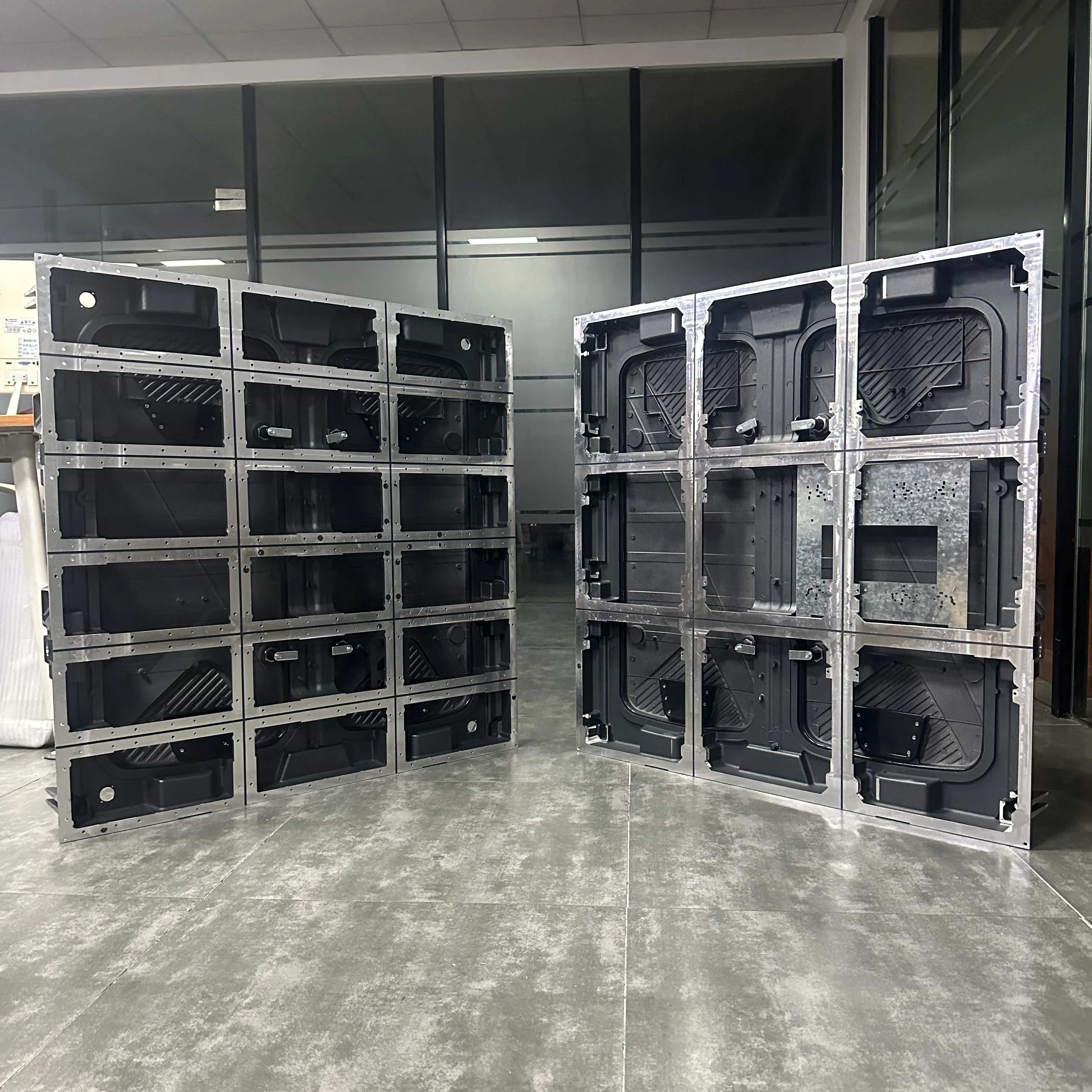 960*960mm  Stadium Cabinet  Waterproof Indoor Outdoor Empty Cabinet Die Casting Aluminum Rental Led Display Screen P4 P5 P8 P10 fra supplier