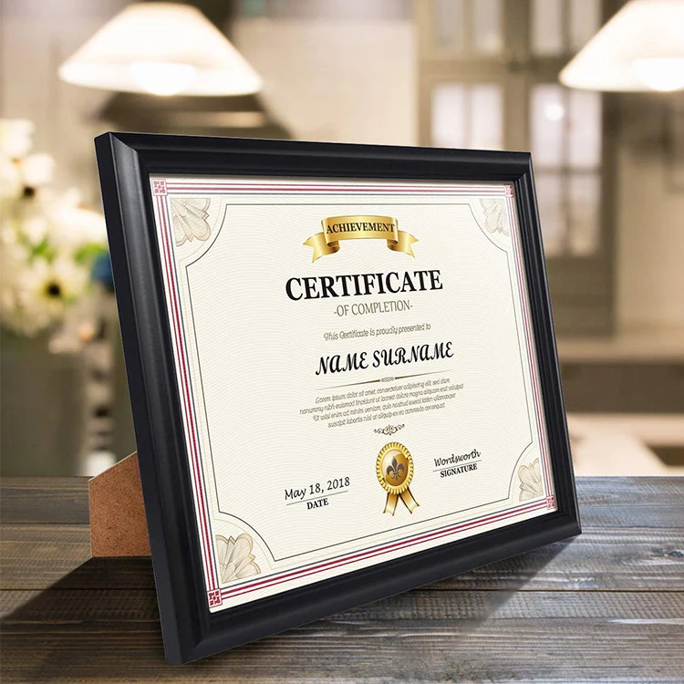 Een Eer Rollen Herkenning, Certificaat Van Prestatie En Hoog School Diploma Leugens Aan Tafel Onderwijs Documenten