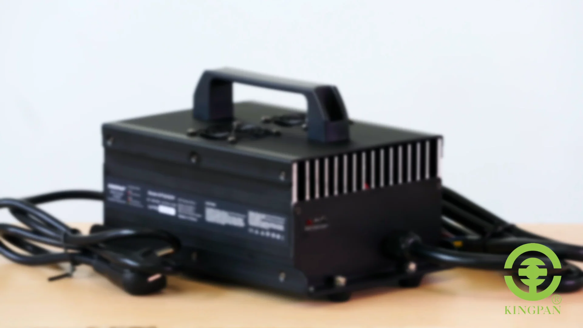 Kingpan Ip65 1200w Waterproof Lead Acid Lithium Ion Battery Charger For