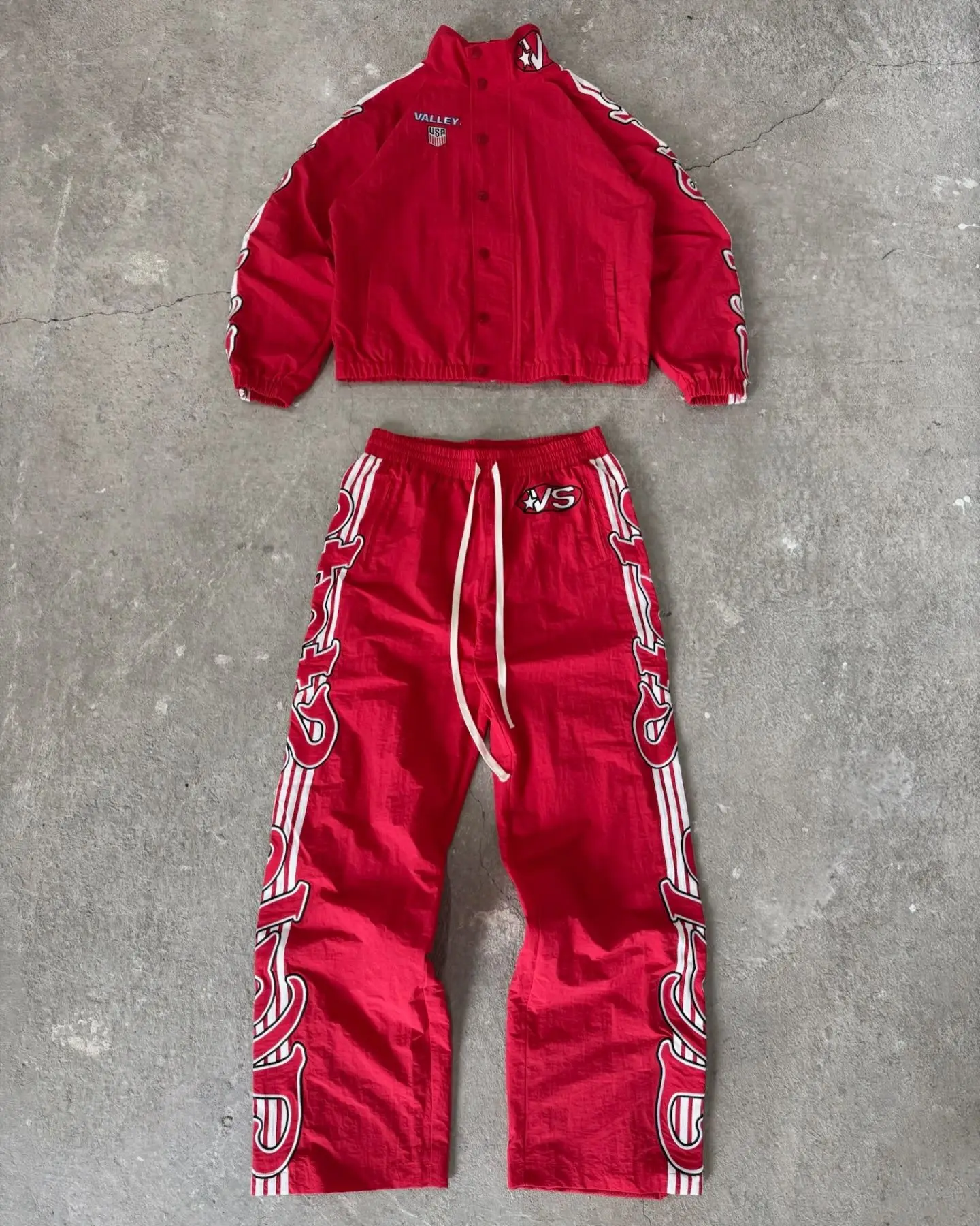 Salati Custom Embroidery Oversized Nylon Polyester Jogger Wind Breaker Jacket and Pant Sets Men's Windbreaker Tracksuit gallery 8