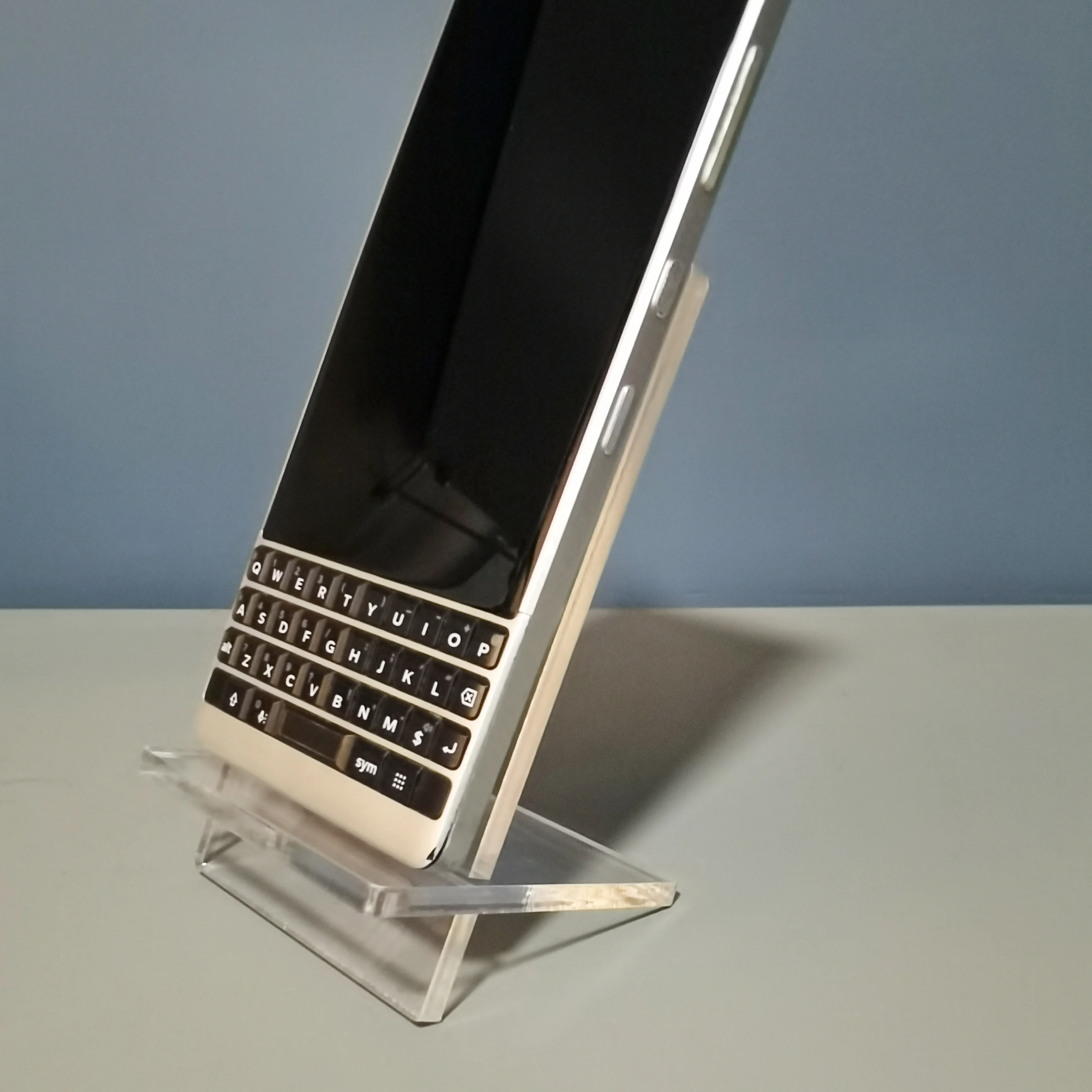 Slot Structure Phone Stand Acrylic Cell Phone Holder Laser Cut Plexiglass Desktop Mobile Phone Holders