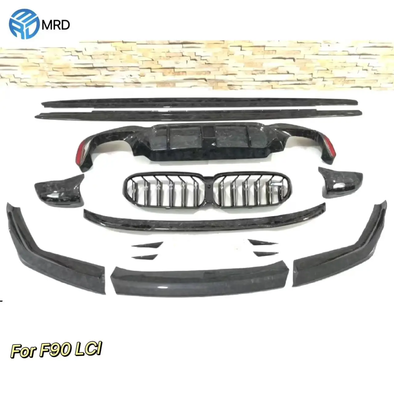 Carbon Fiber Body Kit For BMW F90 Lci Front Lip Grill Diffuser Side Skirts F90 Lci Carbon Body Kit