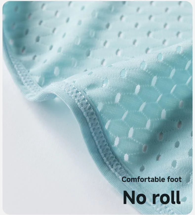 New Arrival Men's Underwear Breathable  Antibacterial Ice Silk Men's Briefs Nylon Men's Underpants Custom OEM Supplier
