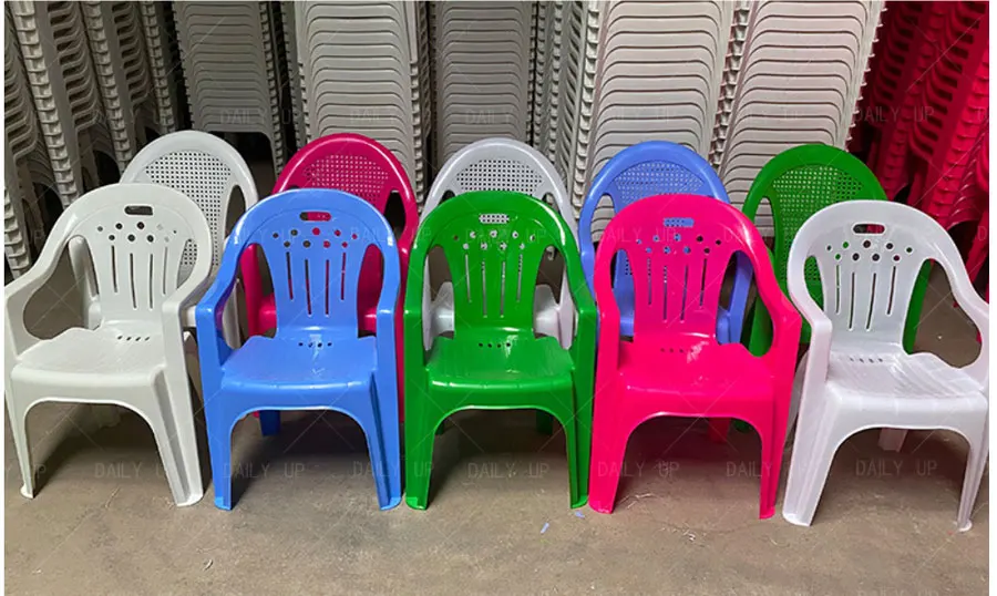 Cheap Plastic Garden Chair Stackable Outdoor Beach Chair Stacking Armless PP Leisure Dining Chair For Restaurant Kitchen Park