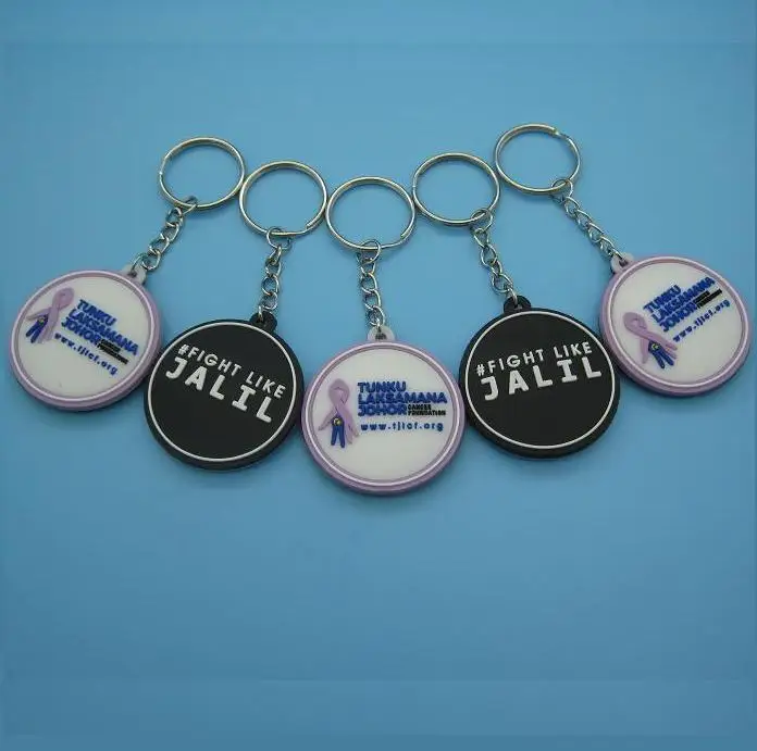 Custom Promotion Innovative Simulation PVC Motorbike Car Wheel 3D Rubber Truck Tire Keychain Tyre Key Chain
