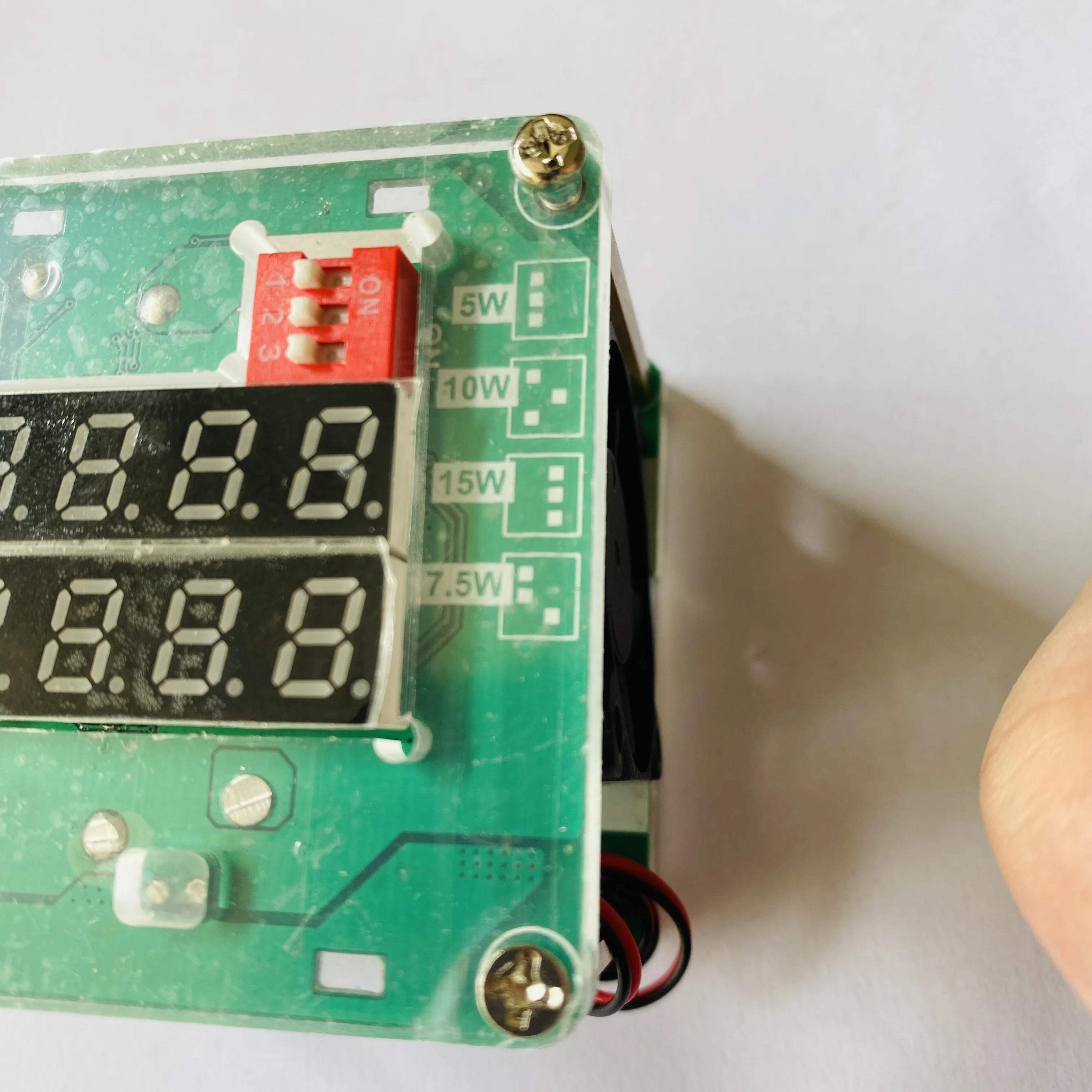 
Оригинальное заводское Беспроводное зарядное устройство qc2.0 qc 7,5 qi 15 Вт/10 Вт/3,0 Вт/5 Вт 