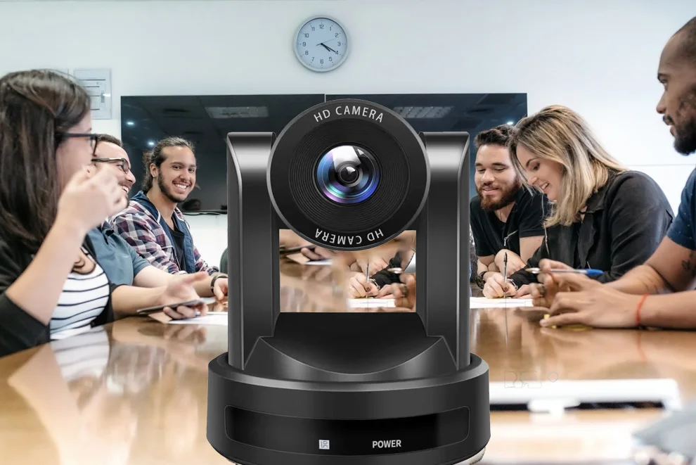 Auto-Tracking 4K Full HD English Video Conference Camera with 3x Live Recording for Education and Conferences