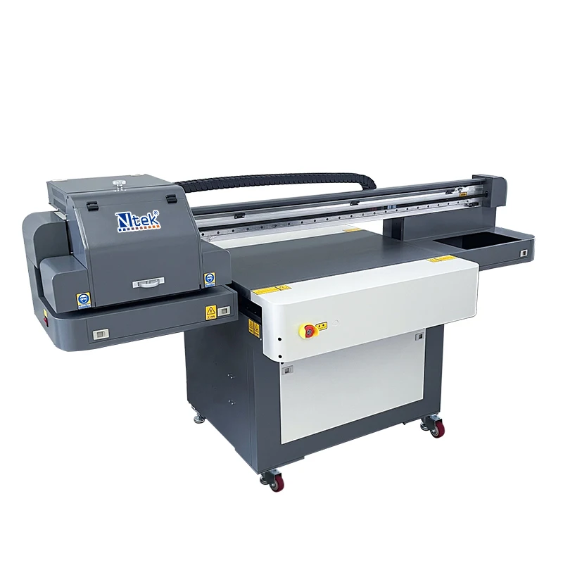 Machine Printing on the Cover of Mobile A0 1613 Digital Uv Printer Galaxy-jet Max 9060 Flatbed Uv Printer