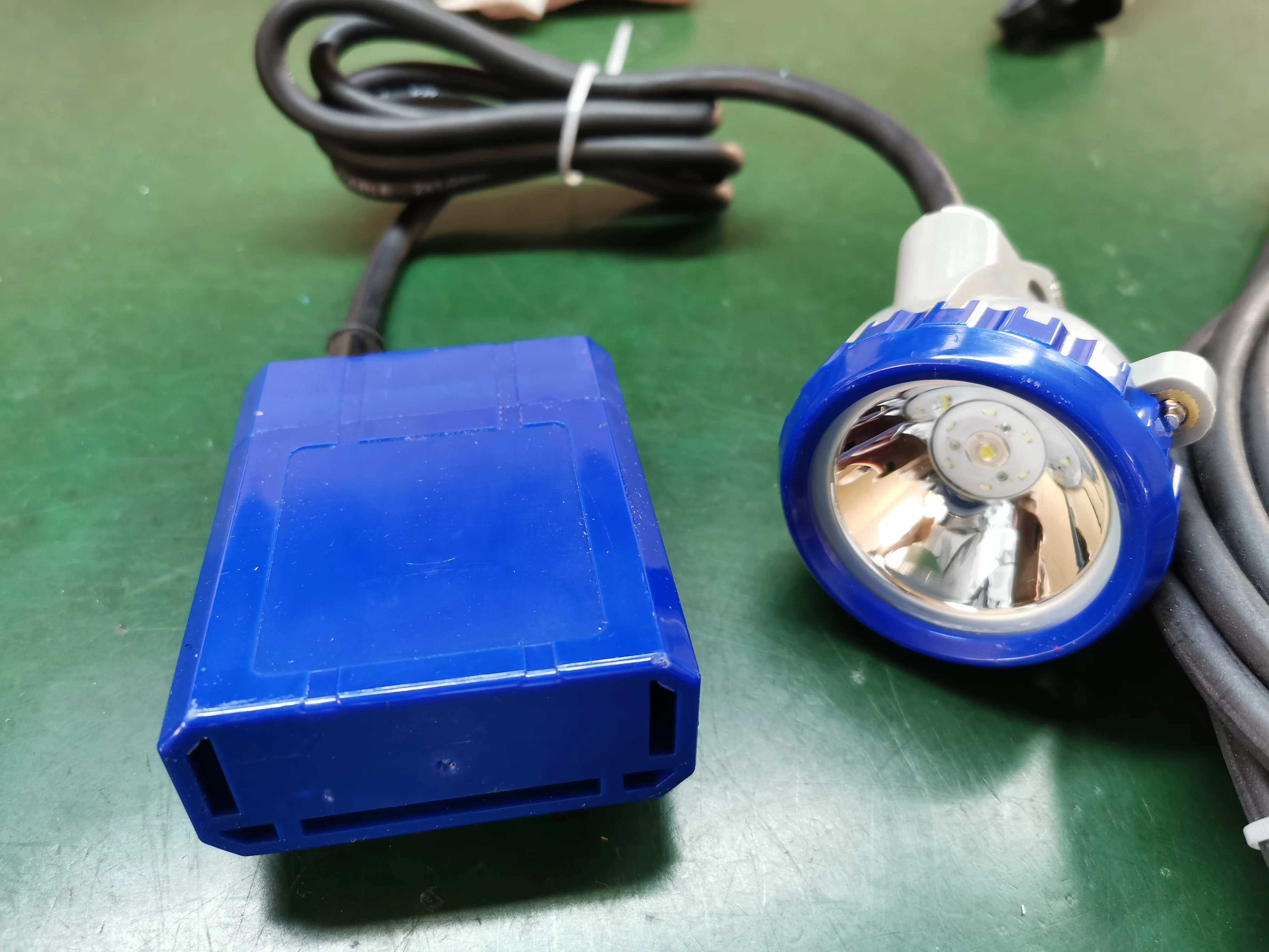 12000Lx LED Miner Cap Lamp KOMBA RD400