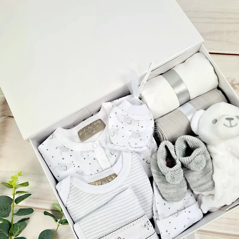 High Quality Luxury Custom Rigid Packaging Box for Baby Shoes and Clothing With Paper Tray factory