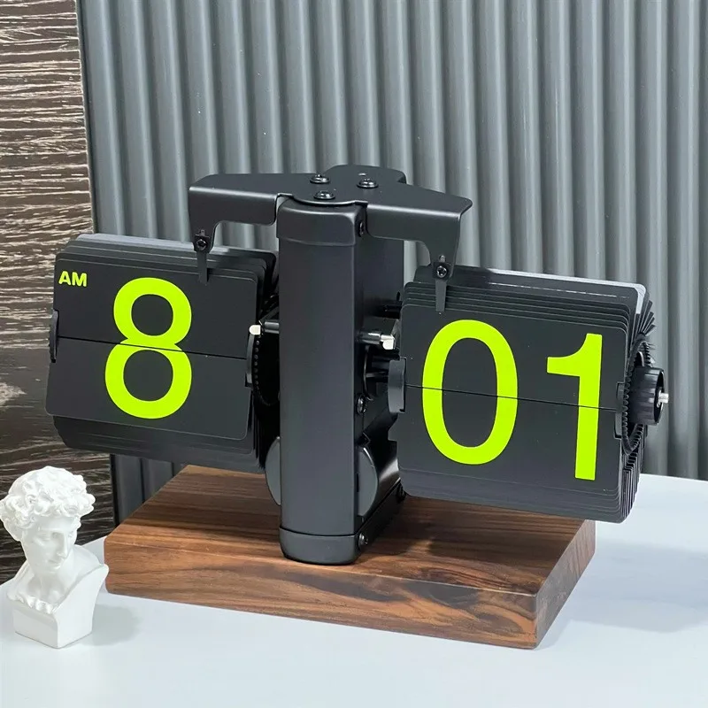 Mechanical Automatic Page Turning Table Clock Retro Triangle Desktop Creative Ornaments for Living Room Bedroom Office Calendars