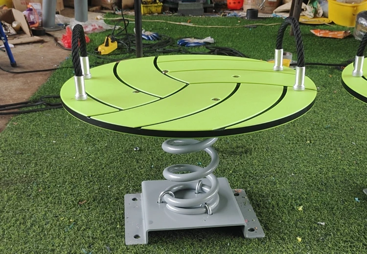 Children's Outdoor Garden Game Three People Shake Fun Interesting Amusement Park Equipment