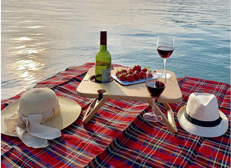 
 Китайский портативный складной маленький деревянный боковой столик для кемпинга из акации с держателями для бутылок и бокалами для вина для улицы, пикника, вечеринки  