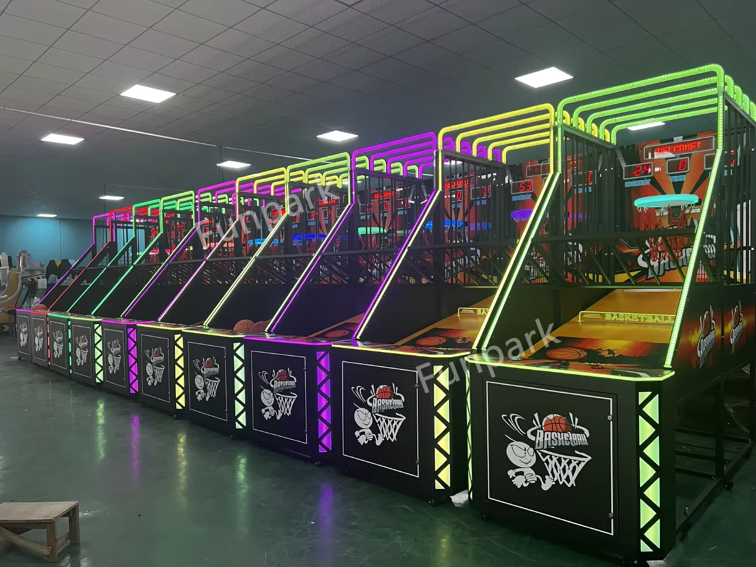 Funpark Hot Selling the Latest Popular Indoor Amusement Arcade Basketball Shooting Machine for Amusement Game Center manufacture