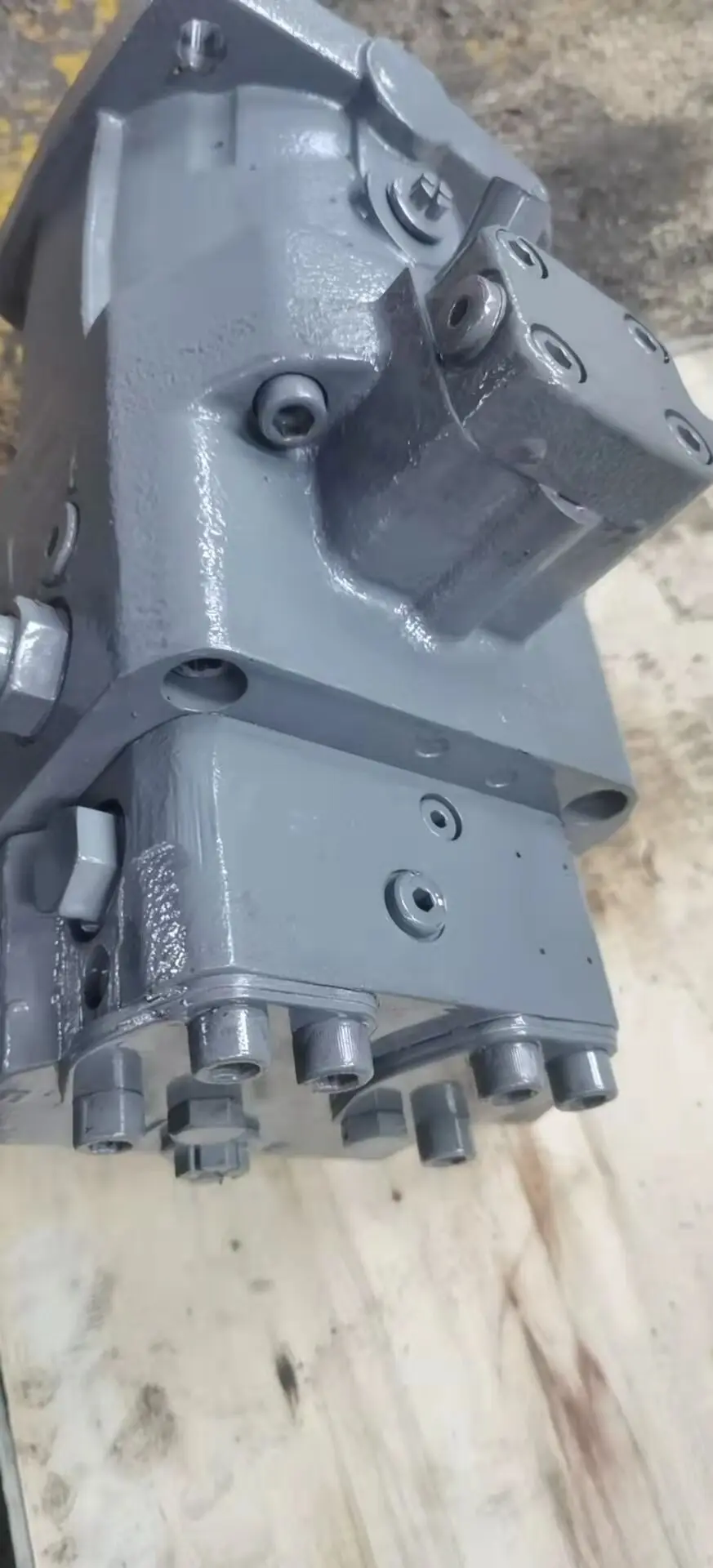 Jining Qianyu Genuine Brand New ZX170 ZX190 Travel Motor