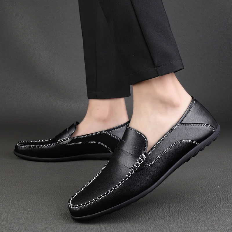2023 new Men Slip-on Moccasin Driving Shoes casual black shoe Classic handmade top quality Italian leather driving shoes men