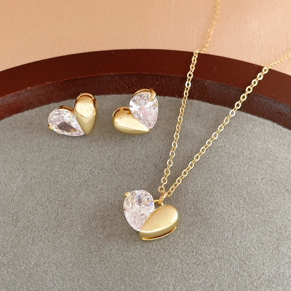 Hot Selling Customized Gold Plated Link Chain Stud Set Classic Style Brass Zircon Heart Pendant Trending Jewelry Sets