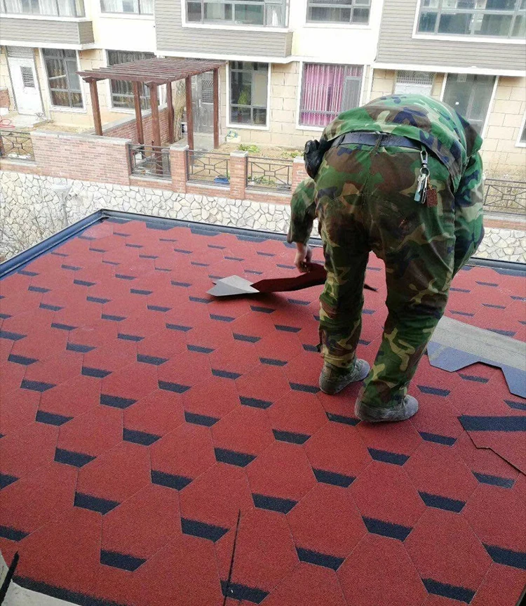 High Quality Modern Heat Resistant Roof Tiles Round Fish Scale Asphalt Shingles with 30-Year Warranty for Villa